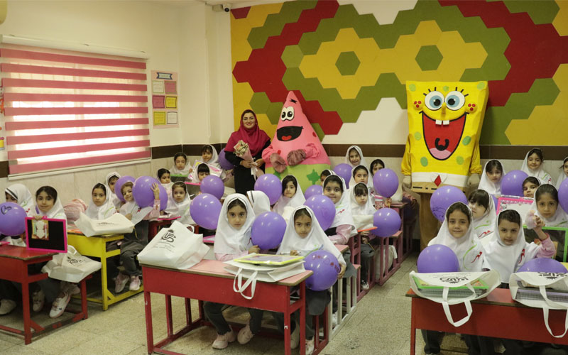 ورود نوآموزان پیش دبستان مهرگان بابل3